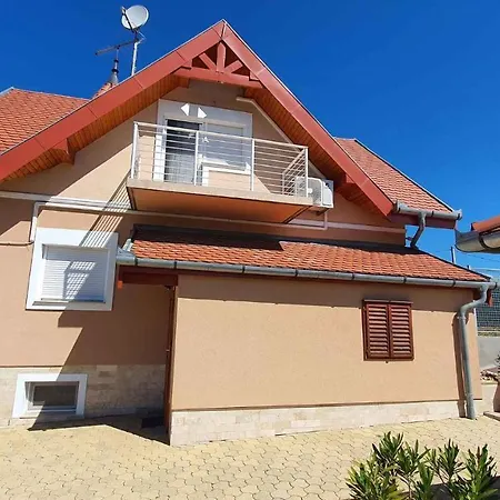 In - Balaton 19917 Prázdninový dům Siófok