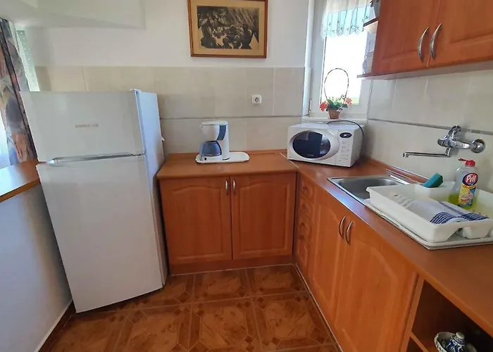 In - Balaton 19917 Siófok