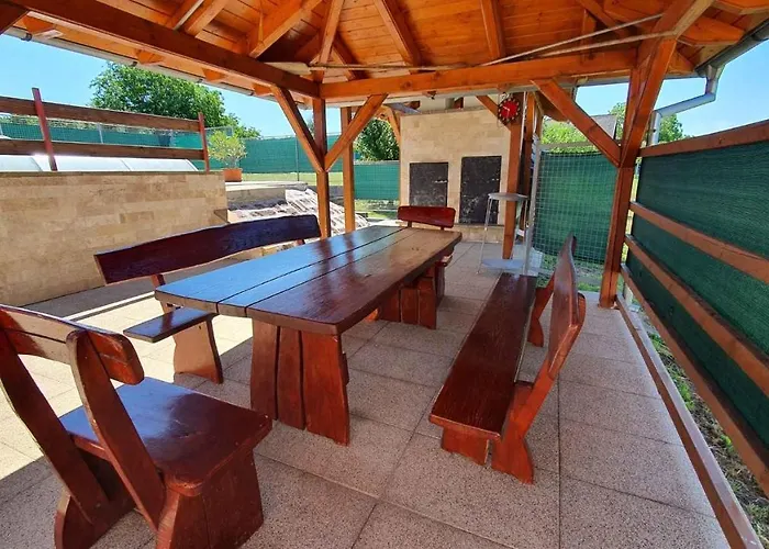 In - Balaton 19917 別荘 シオーフォク