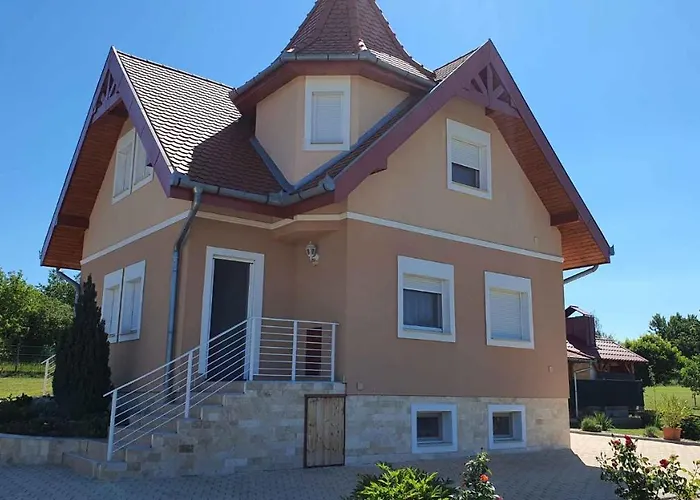 In - Balaton 19917 Siófok